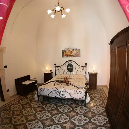 L'angolo Antico Couette-café Castellana Grotte